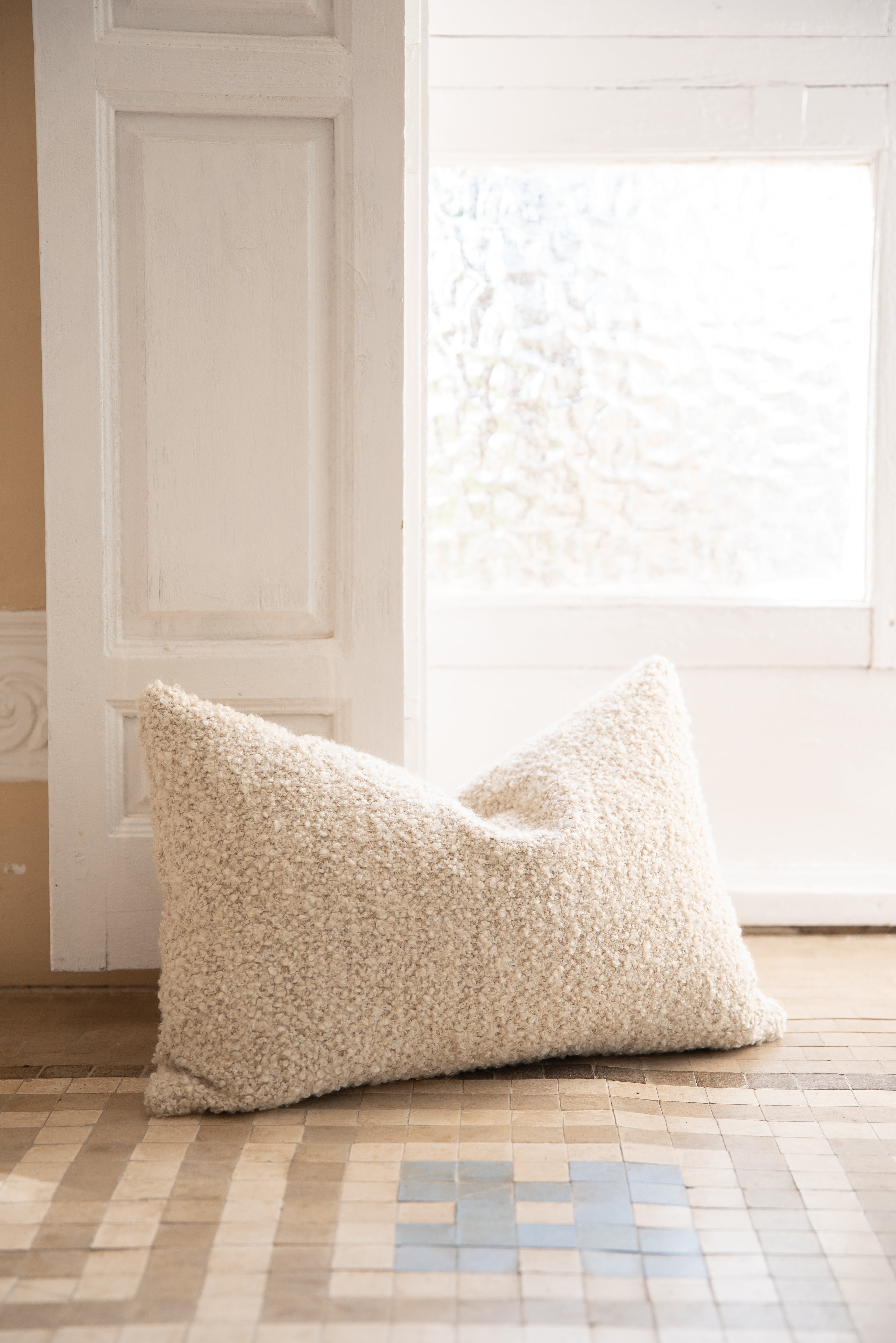 Cojín Artesano Lana Borreguito Crudo - Main Image