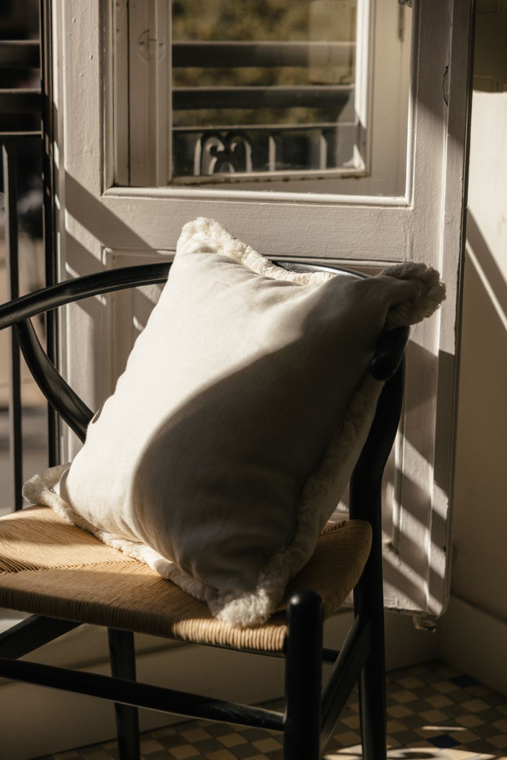 Cojín Artesano  Flecos Puro Lino Blanco