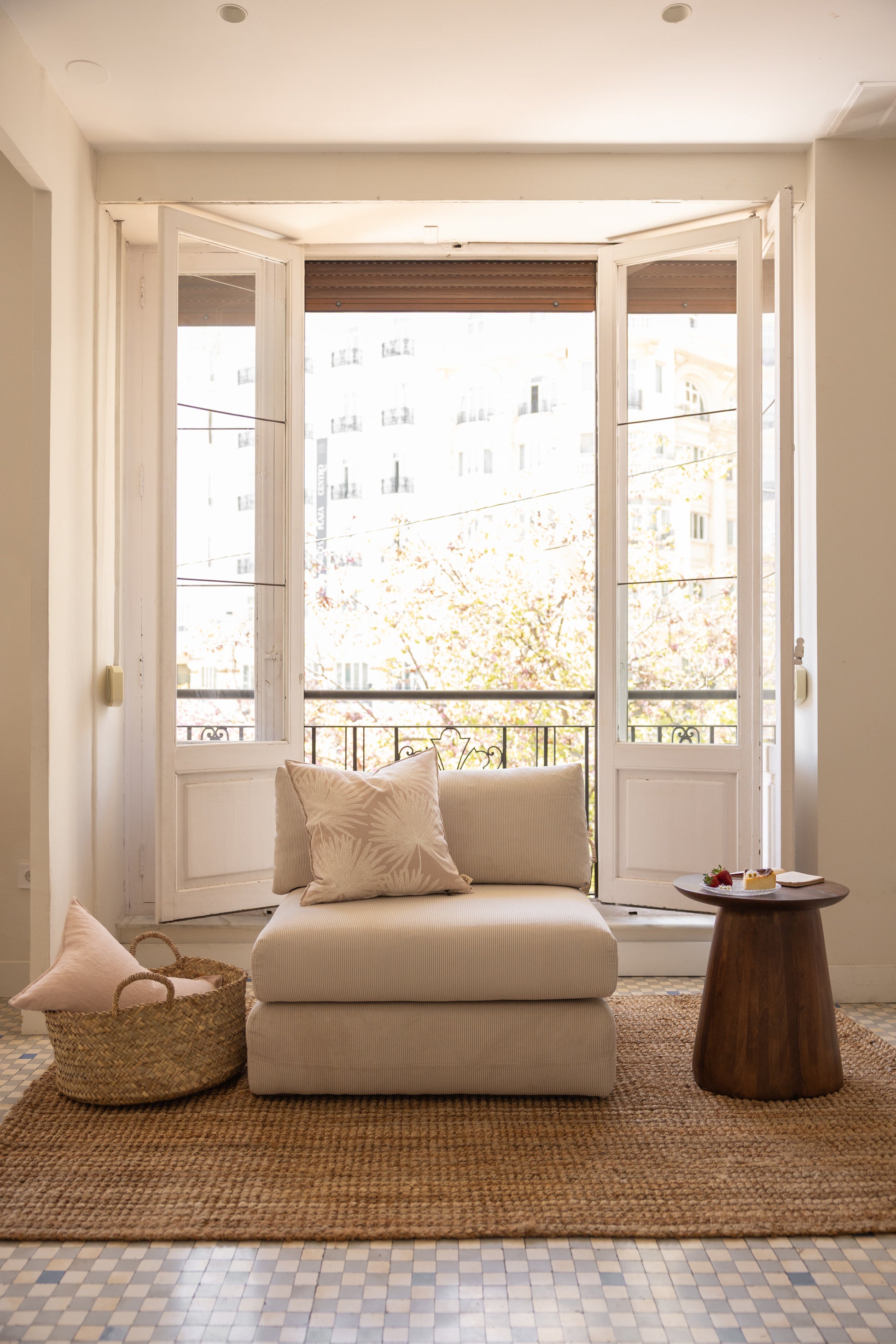 Modulo del sillón artesno blanco roto de pana tendencia 2026 