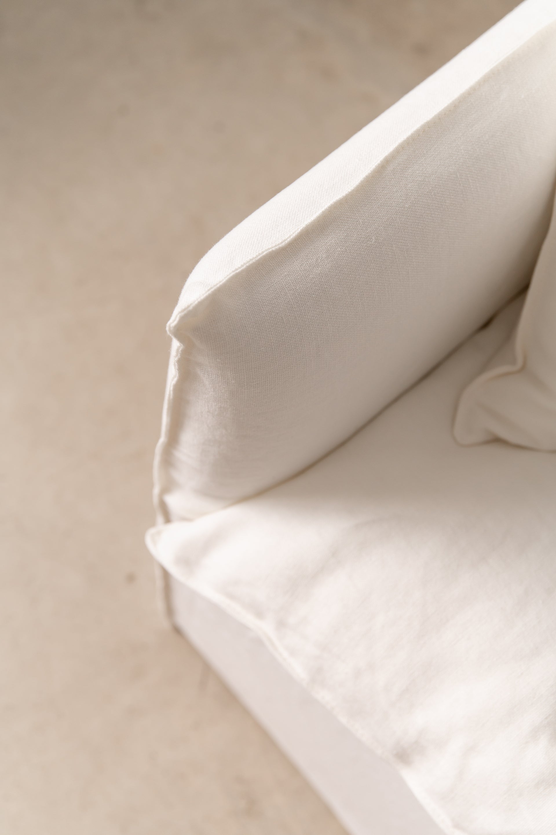 Sofá Artesano Olivia  200x95x70cm | Blanco y Tierra
